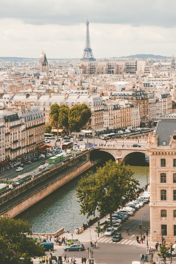 Explorer la France avec une agence de voyage pour une expérience inoubliable